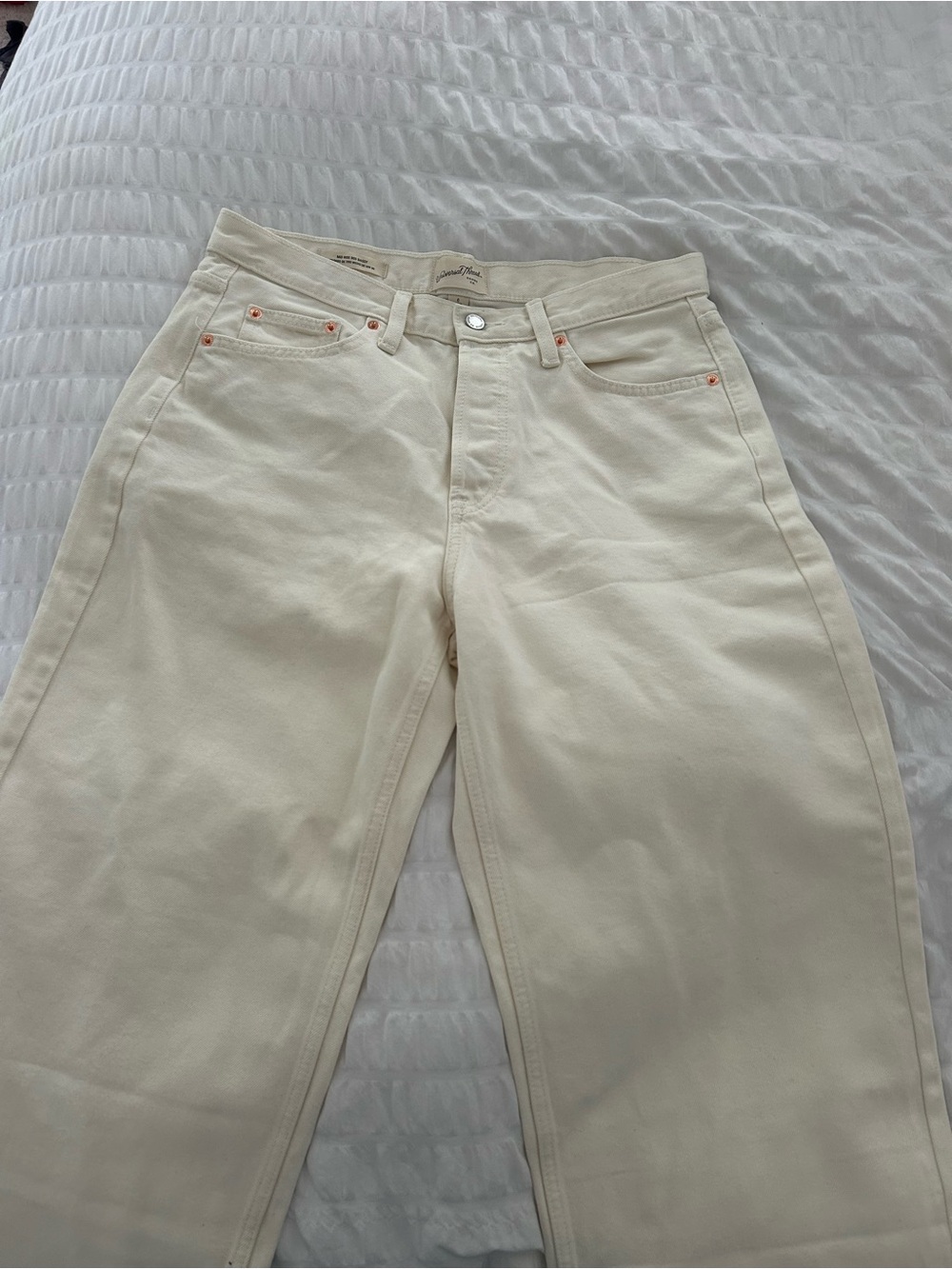White Universal Threads Jeans